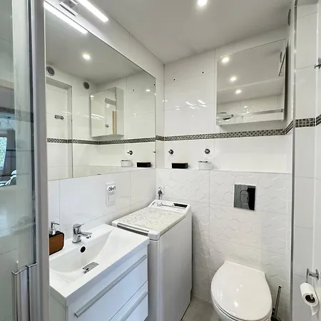 Motlava Szopy Apartman *